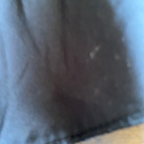 Black shorts from reef - Picture 2 of 3